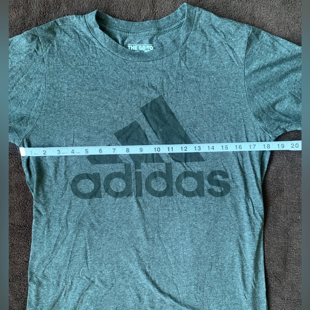 Adidas Women’s The Go To Performance Tee - Gray and Black front logo - Small - Picture 7 of 8